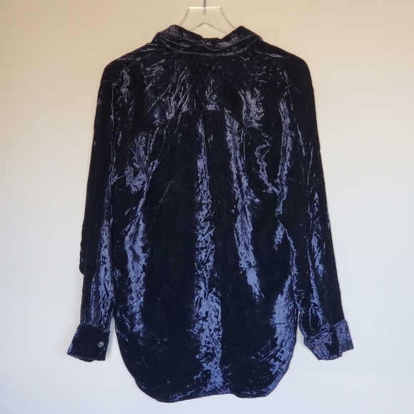 CP Shades Oversized Midnight Blue Crushed Velvet Velour Button Down Holiday Top - Picture 2 of 7